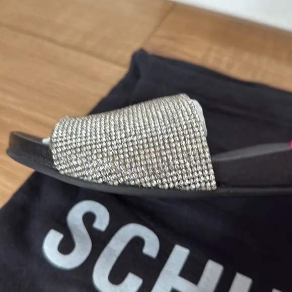 Schutz x REVOLVE Kallana Slide in Black